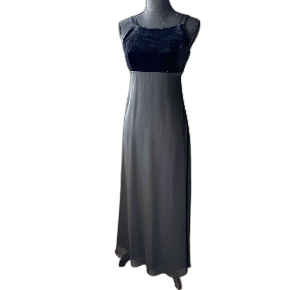 Size 8 Y2K vintage Night Way velvet dress (10503)